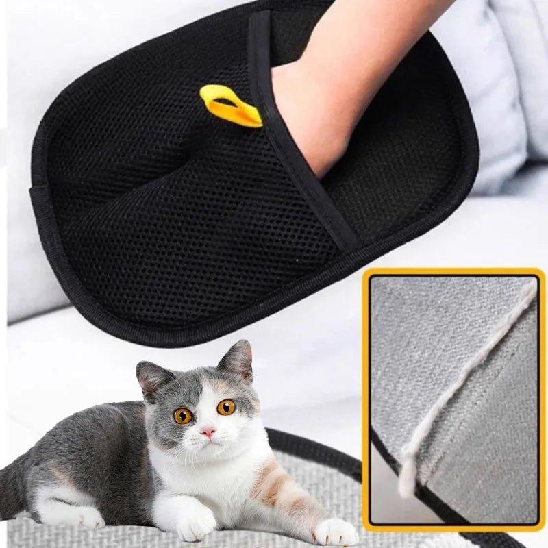 TailTrove™ Gentle Touch Grooming & Deshedding Glove - TailTrove™